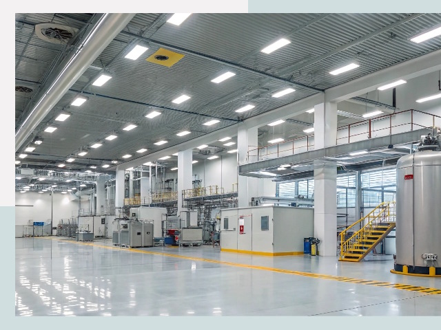 Освещение ангаров в Смоленске от 615 руб. - Эффективные решения